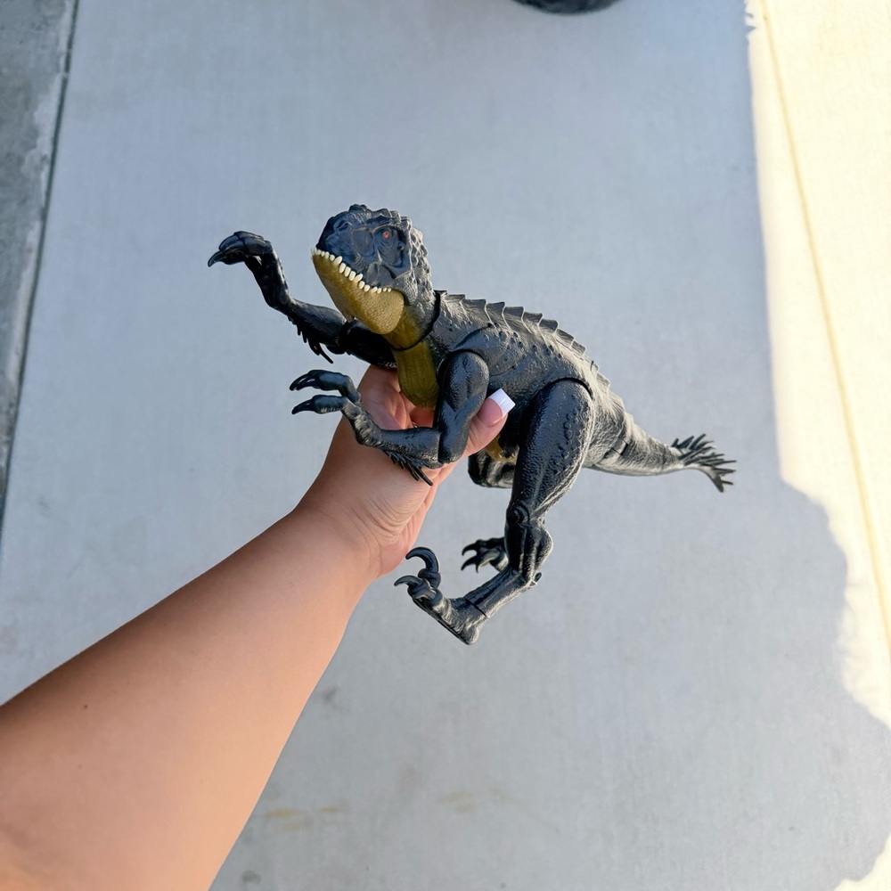 Jurassic World Indoraptor Action Figure Mattel Fallen Kingdom Dinosaur WORKS